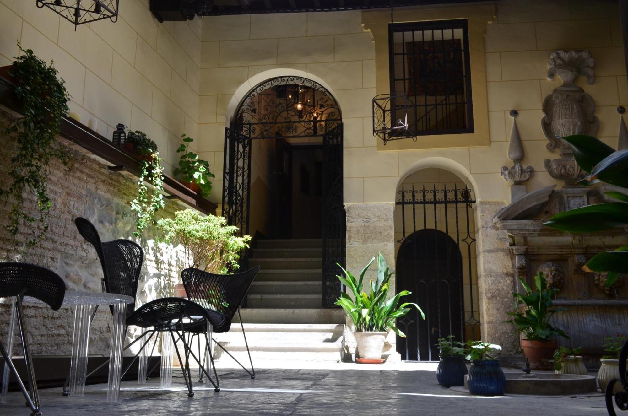 Palacio De Mariana Pineda Granada Exteriör bild