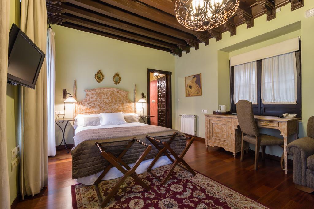 Palacio De Mariana Pineda Granada Rum bild